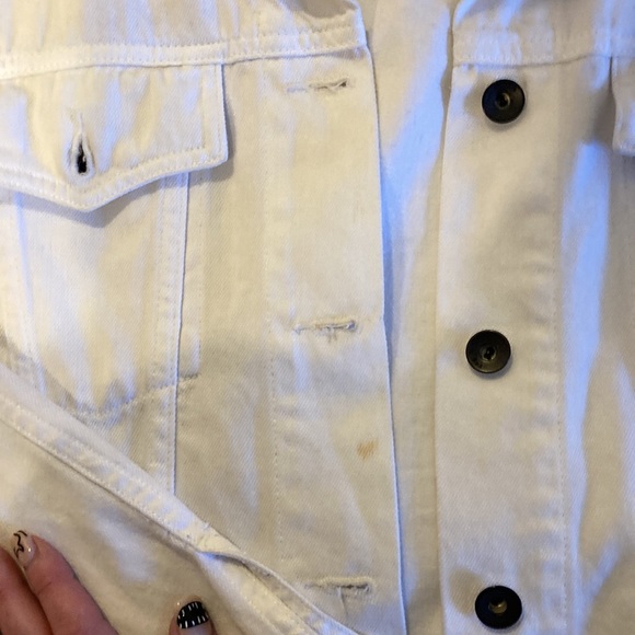 White rag and bone lightweight jean jacket. Sz. L. - Picture 4 of 6